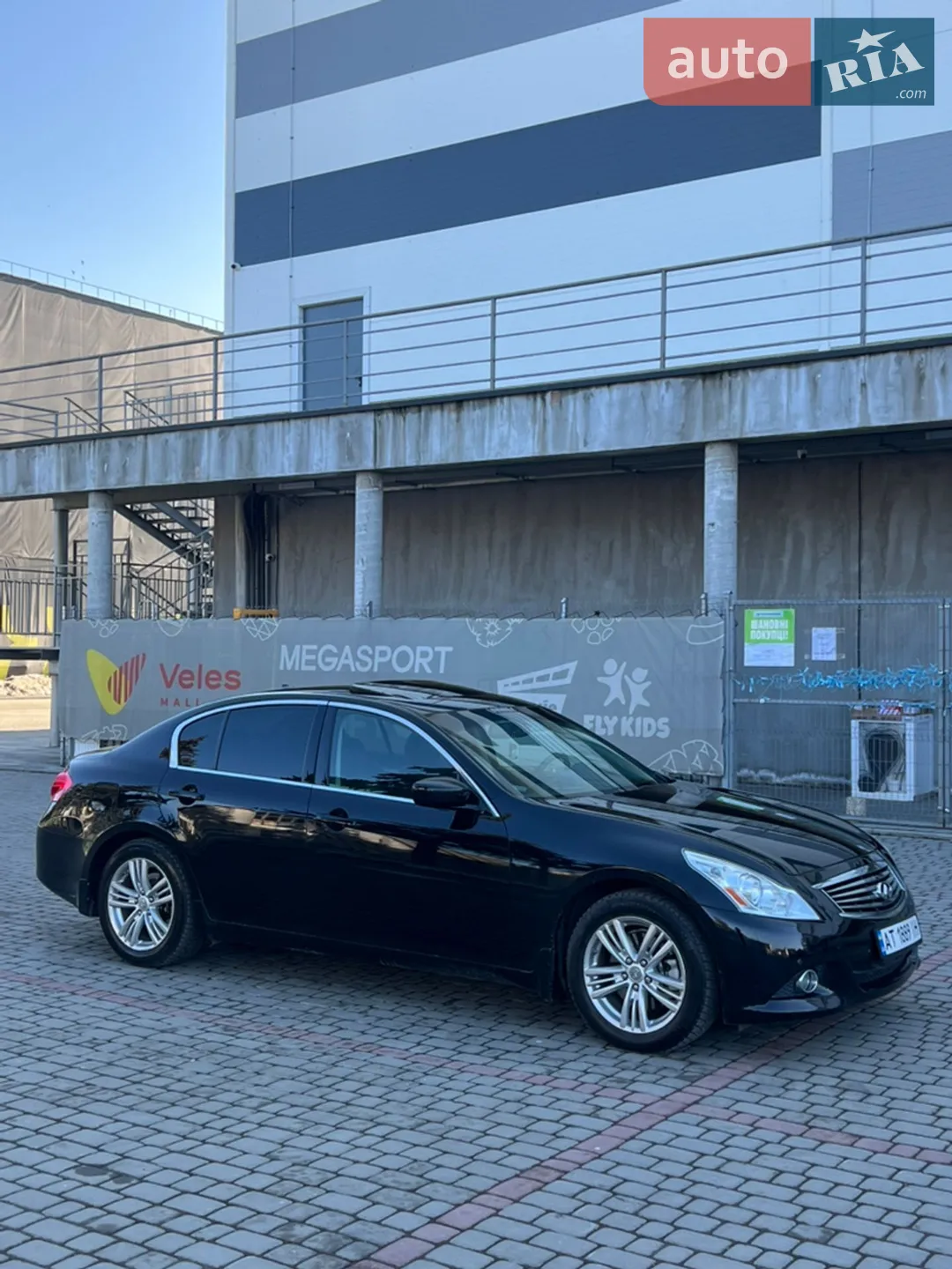 2012 Infiniti G - мініатюра 3