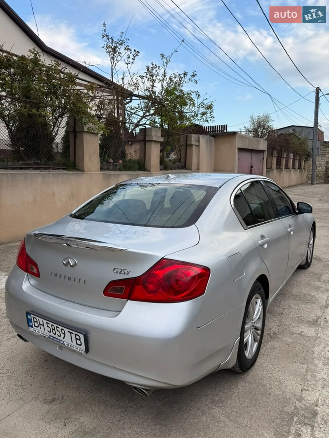 2011 Infiniti G - мініатюра 4