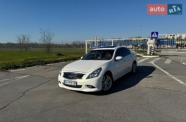 Седан Infiniti G25 2011 в Харькове