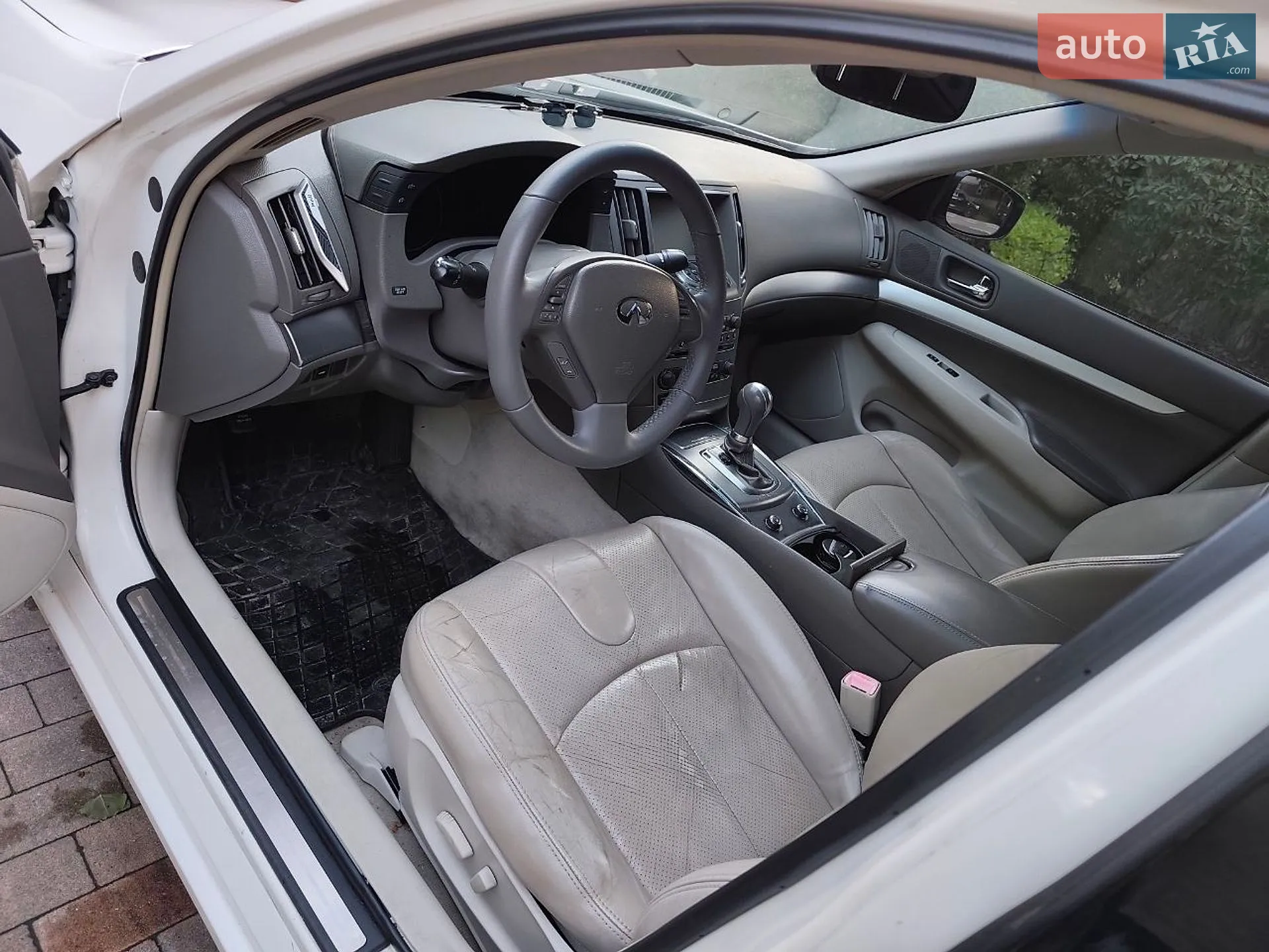 2012 Infiniti G - мініатюра 10
