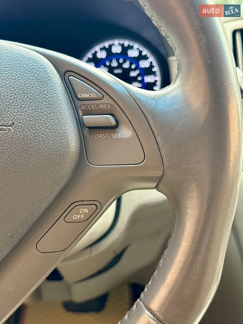 2011 Infiniti G - мініатюра 24