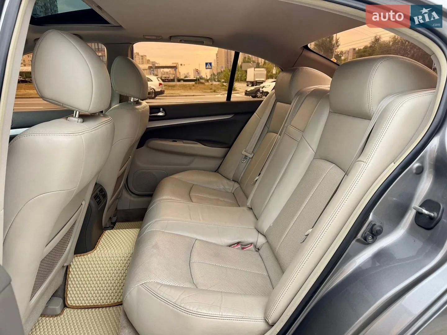 2011 Infiniti G - мініатюра 37
