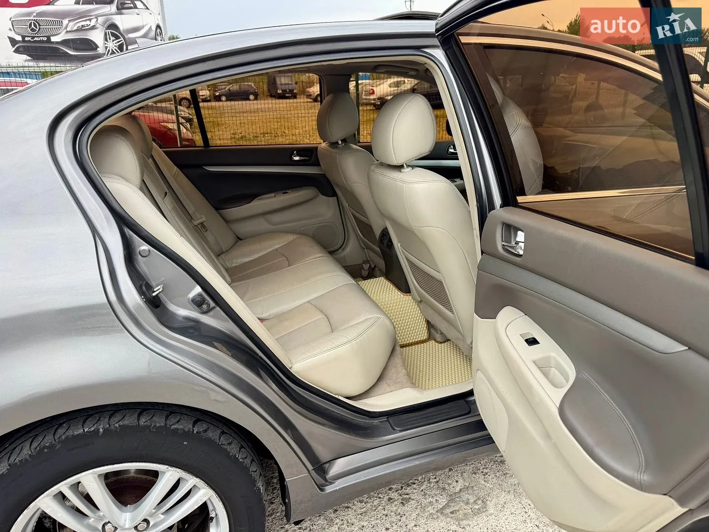2011 Infiniti G - мініатюра 41