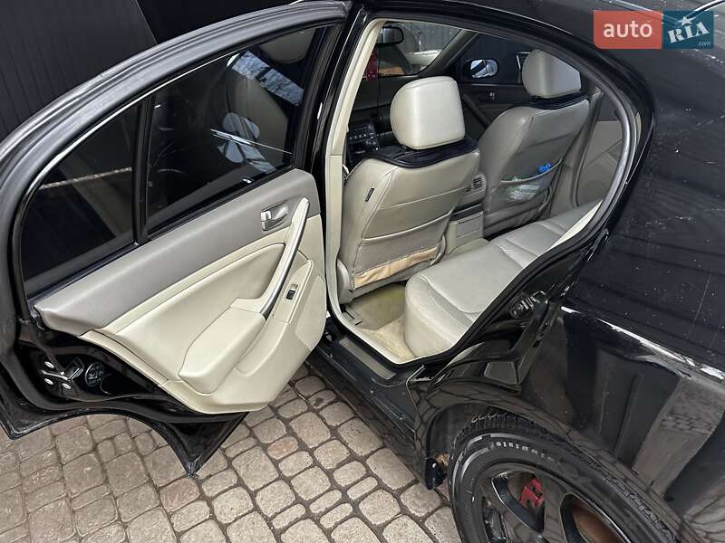 Седан Infiniti G35 2004 в Костянтинівці (Краматорського району)