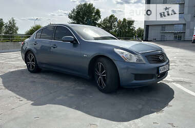 Седан Infiniti G35 2008 в Киеве