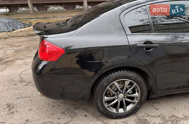 Седан Infiniti G35 2006 в 