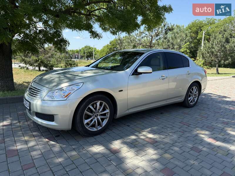 Infiniti G35 2008