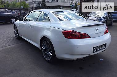 Кабриолет Infiniti G37 2013 в Киеве