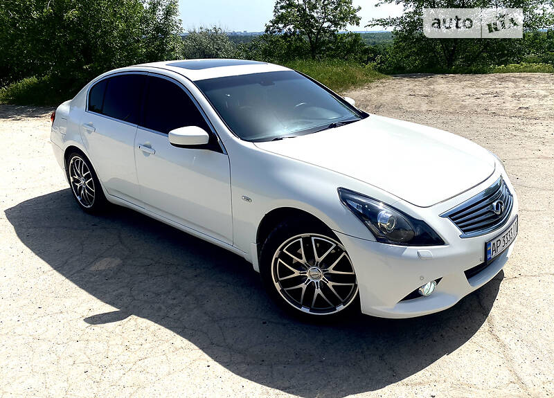 Седан Infiniti G37 2012 в Запорожье