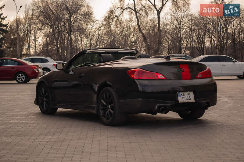 Кабріолет Infiniti G37 2013 в Кам'янському