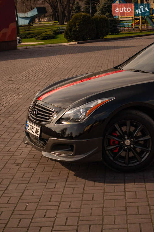 Кабріолет Infiniti G37 2013 в Кам'янському