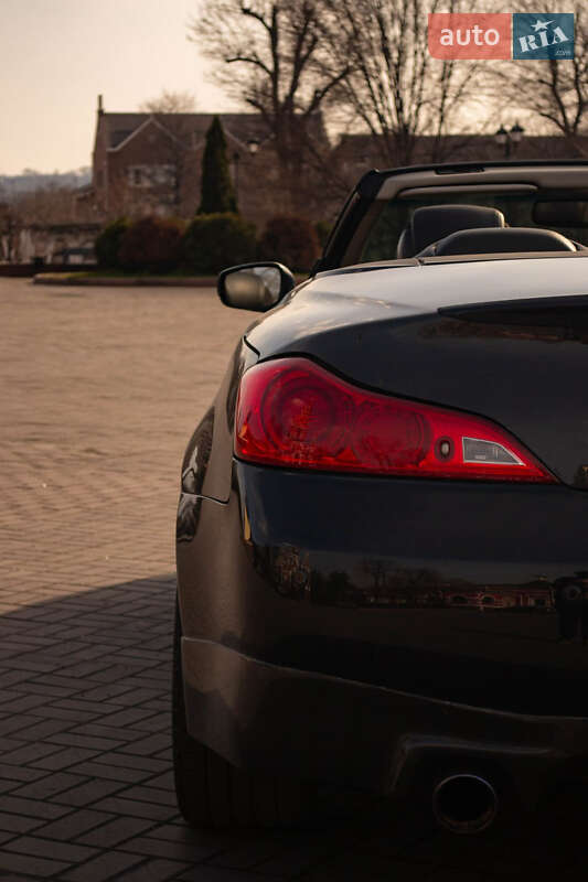 Кабріолет Infiniti G37 2013 в Кам'янському