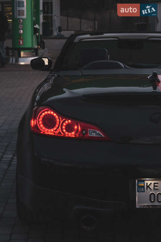 Кабріолет Infiniti G37 2013 в Кам'янському