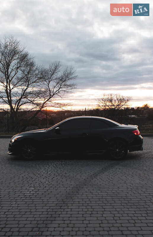 Кабріолет Infiniti G37 2013 в Кам'янському