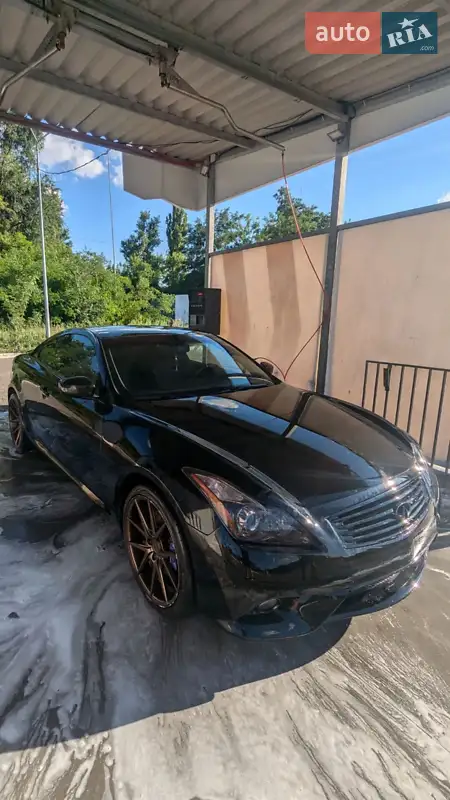Infiniti G37 2013
