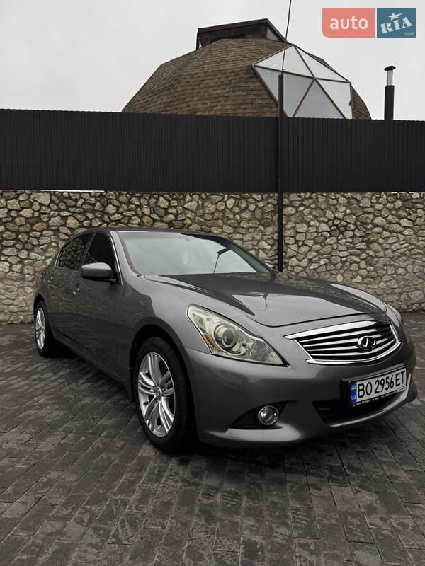 Седан Infiniti G37 2013 в Тернополе