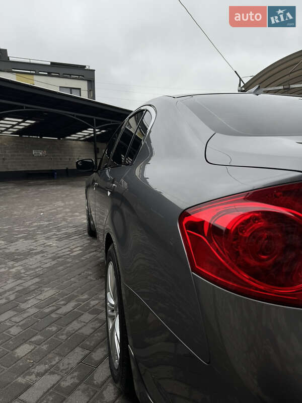 Седан Infiniti G37 2013 в Тернополе