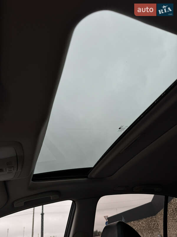 Седан Infiniti G37 2013 в Тернополе