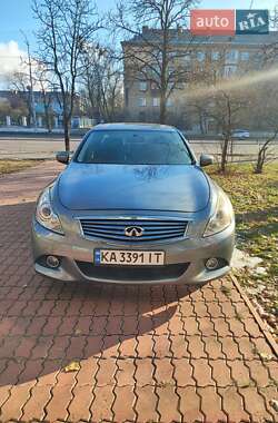 Седан Infiniti G37 2013 в Киеве