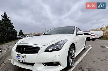 Купе Infiniti G37 2009 в Киеве