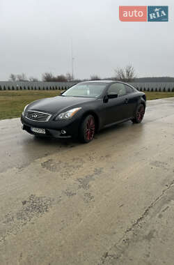 Купе Infiniti G37 2012 в Києві