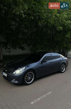Седан Infiniti G37 2012 в Житомире