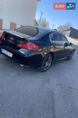 Седан Infiniti G37 2008 в Тростянце