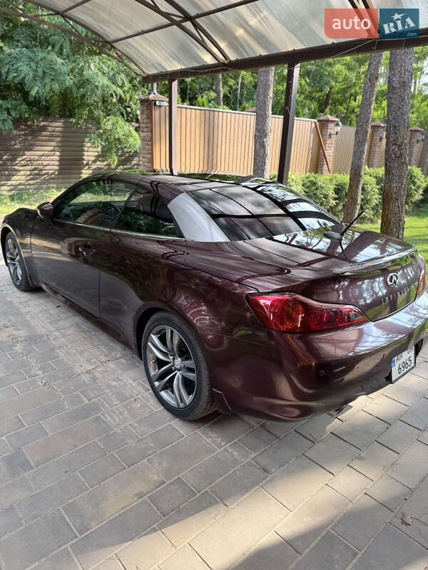 Кабриолет Infiniti G37 2010 в Киеве