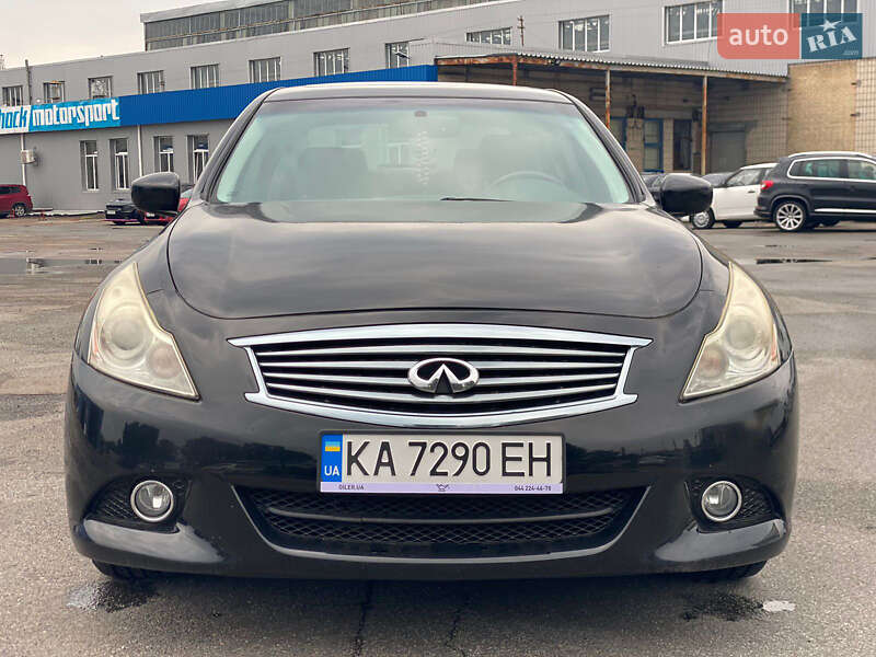 Седан Infiniti G37 2013 в Києві