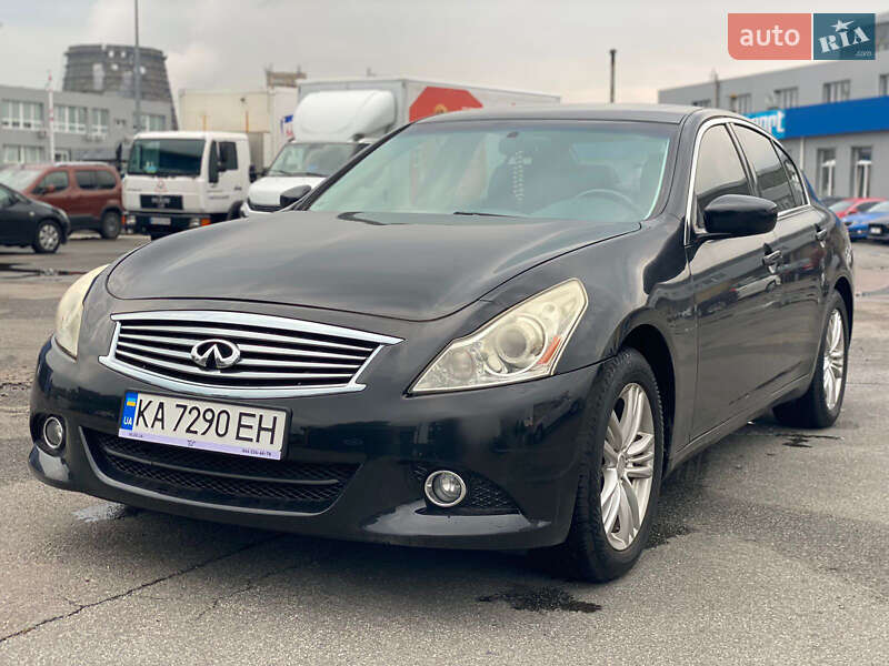 Седан Infiniti G37 2013 в Києві