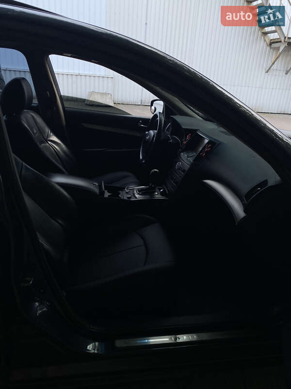 Седан Infiniti G37 2012 в Житомире