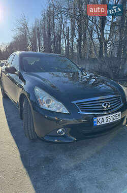 Седан Infiniti G37 2012 в Киеве