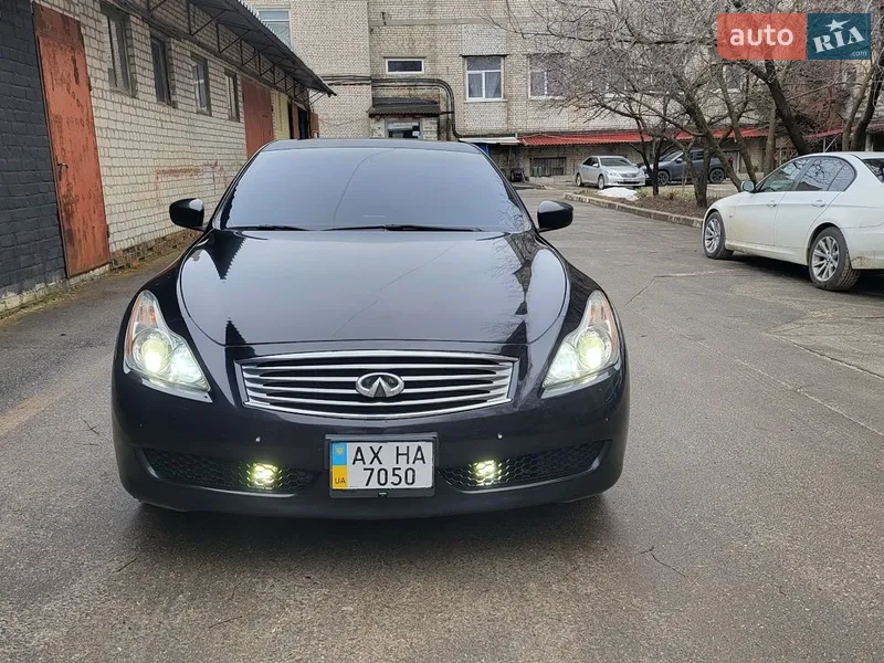 Infiniti G37 2008