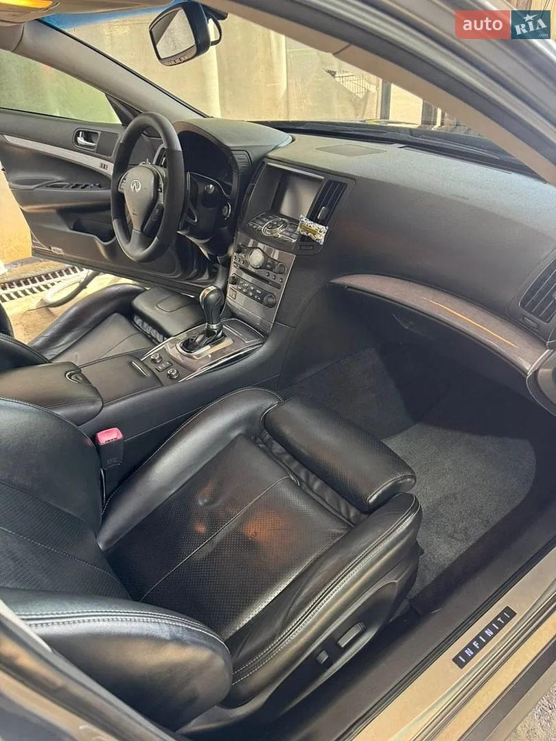 2011 Infiniti G - мініатюра 5