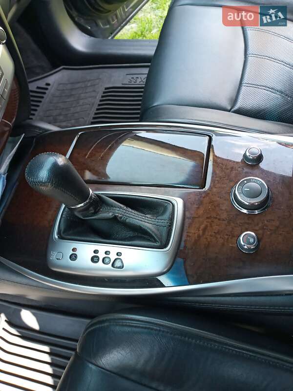 Позашляховик / Кросовер Infiniti JX35 2013 в Івано-Франківську