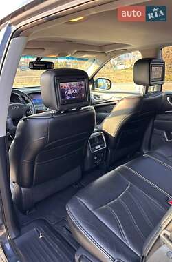 Внедорожник / Кроссовер Infiniti JX35 2012 в 