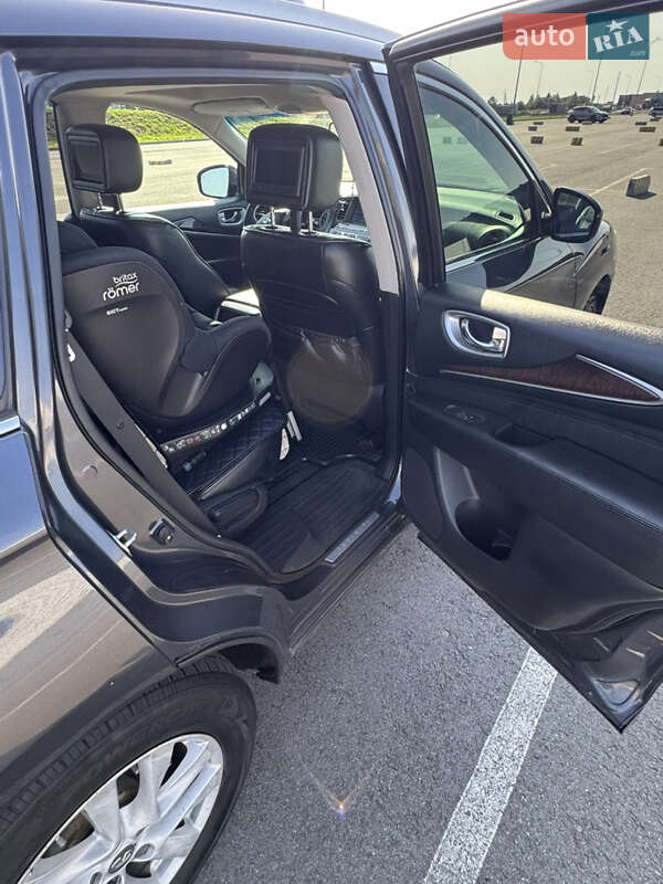 Позашляховик / Кросовер Infiniti JX35 2013 в Львові