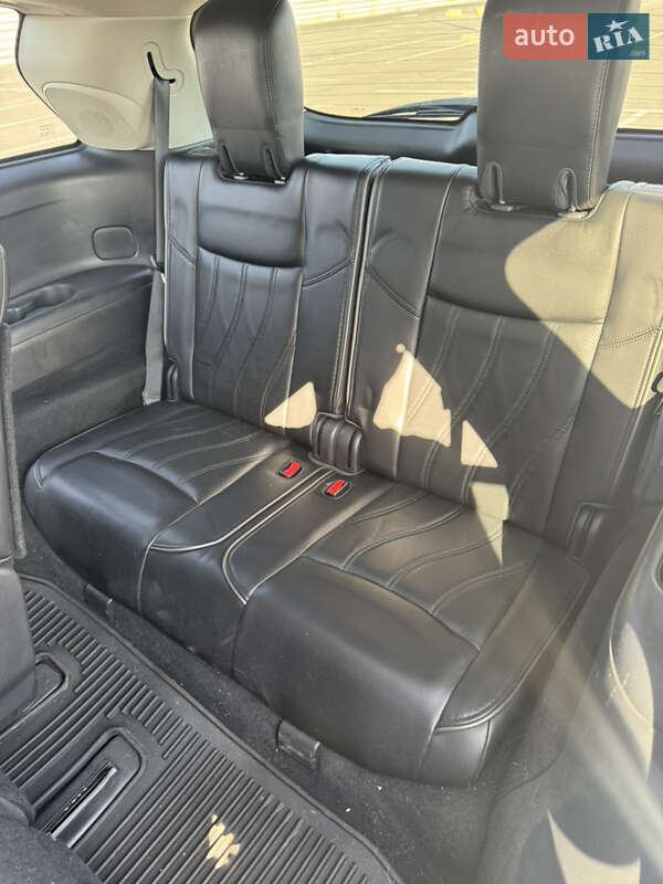 Позашляховик / Кросовер Infiniti JX35 2013 в Львові