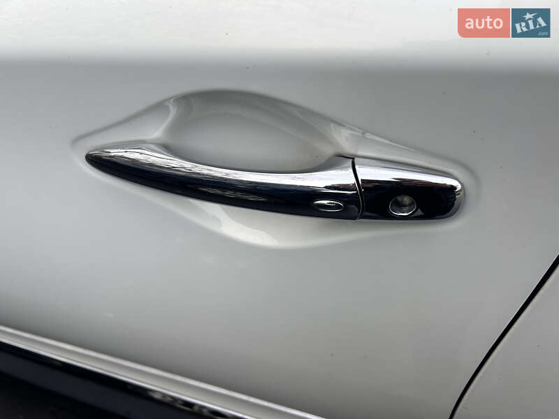 Внедорожник / Кроссовер Infiniti JX35 2013 в Житомире