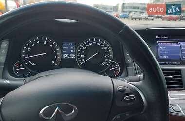 Седан Infiniti M25 2012 в Киеве