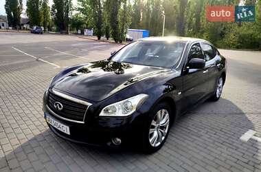 Седан Infiniti M25 2012 в Киеве
