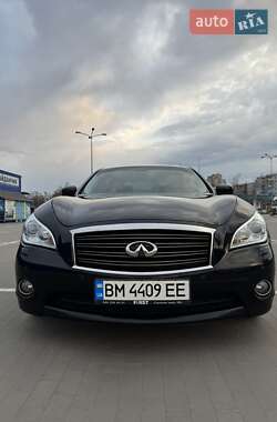 Седан Infiniti M25 2013 в 