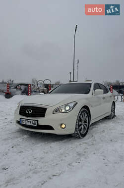 Седан Infiniti M25 2012 в Києві