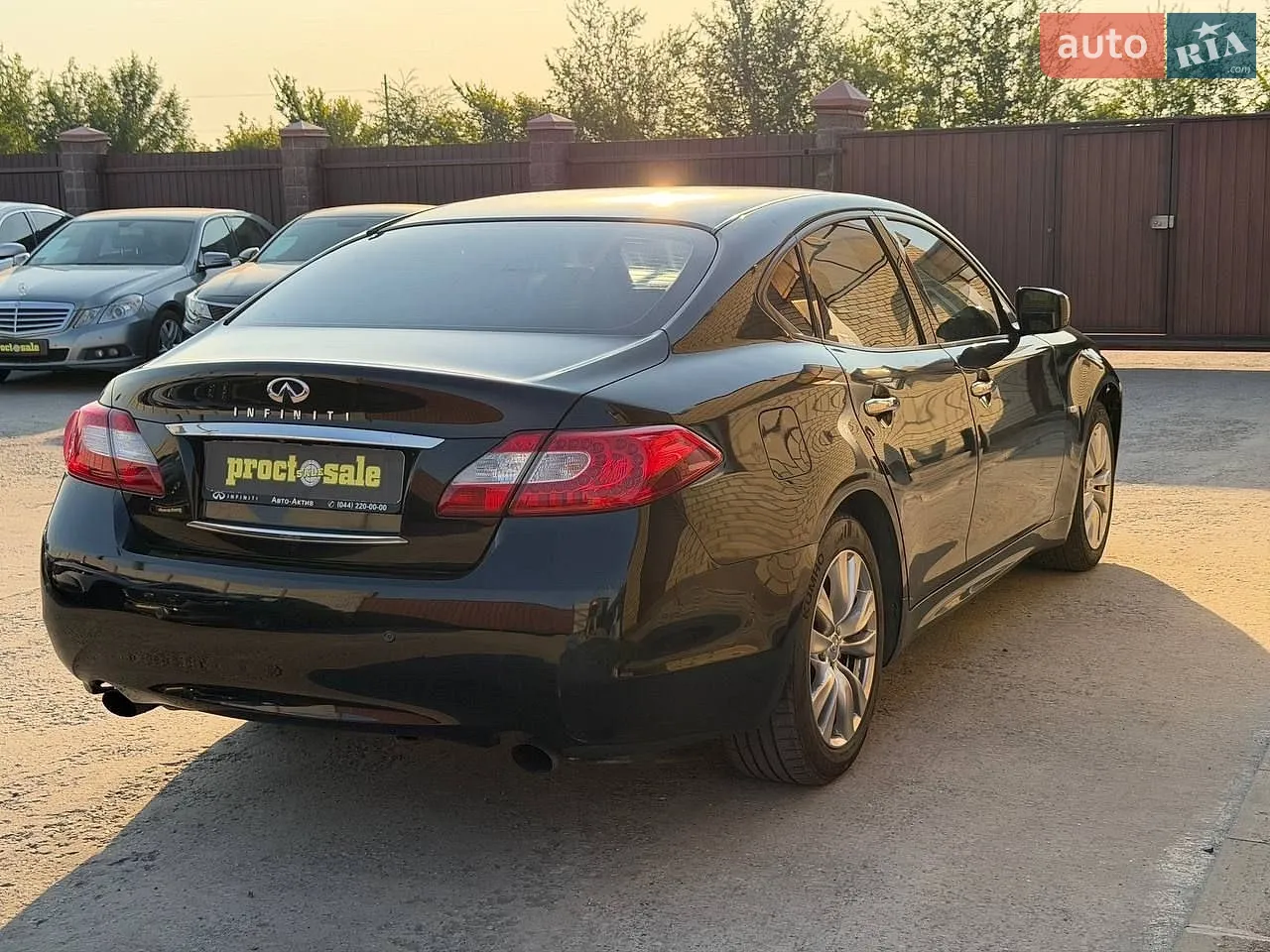 2012 Infiniti M - мініатюра 5