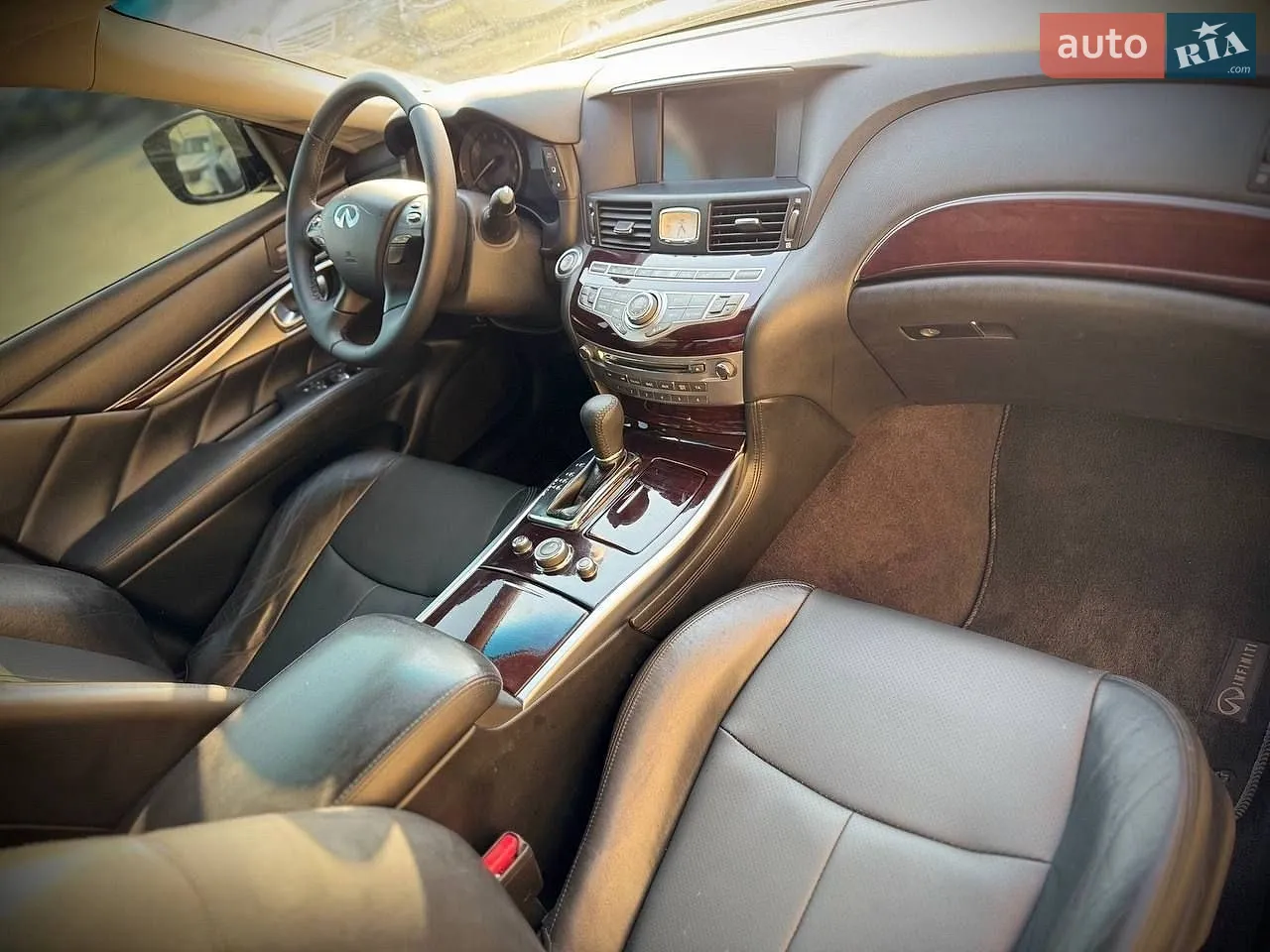2012 Infiniti M - мініатюра 7