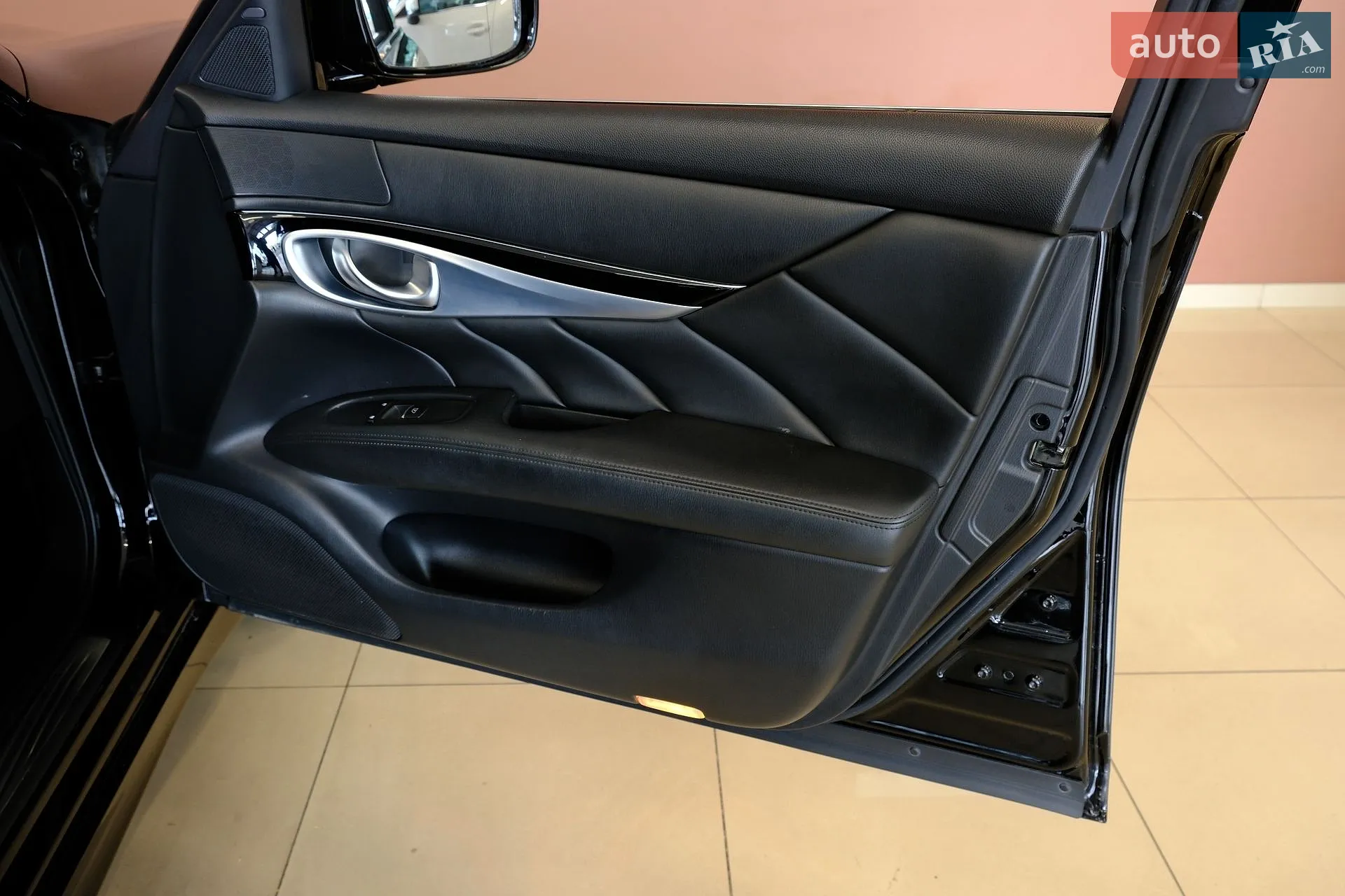2013 Infiniti M - мініатюра 43