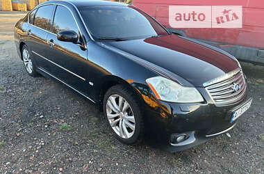 Седан Infiniti M35 2008 в Бучі