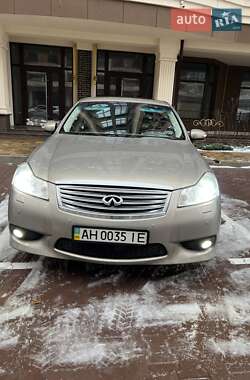 Седан Infiniti M35 2008 в Киеве