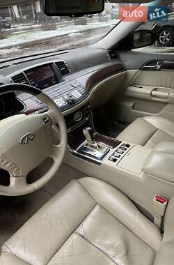 Седан Infiniti M35 2008 в Киеве