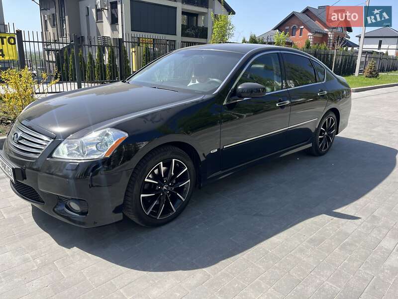 Седан Infiniti M35 2008 в Кременчуге